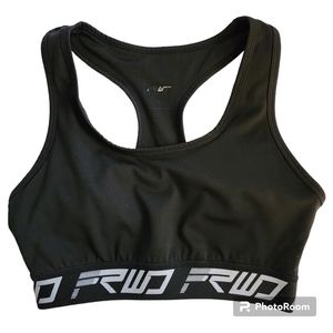 🍒VGUC FRWD FORWARD Sports Bra